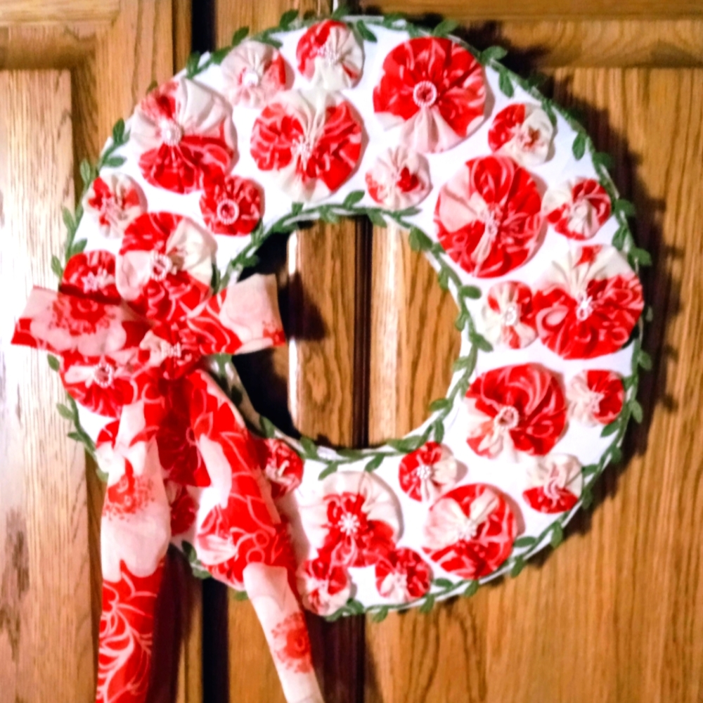 Pretty wreath 16" x16"  ( homemade)+ free gift